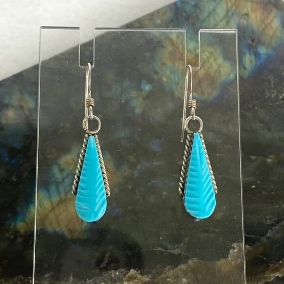 Sterling Silver 925 Dainty Southwest Style Carved Blue Leaf Dangle Earrings - Picture 4 of 16